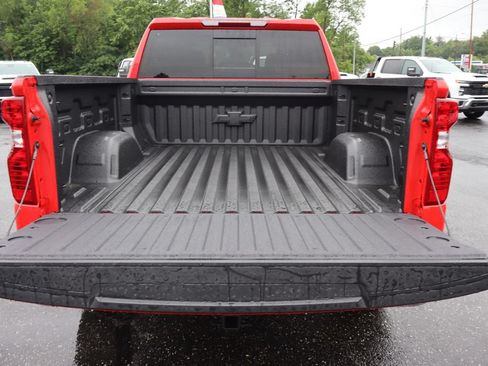 New 2026 Chevrolet Silverado 1500 LT w/ LPO, Dark Essentials Package AWD/4WD image 25