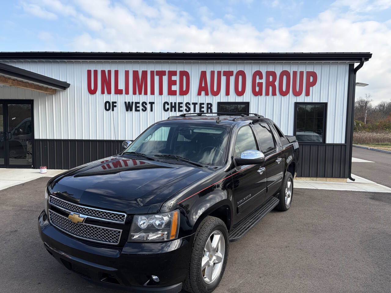 Used 2012 Chevrolet Avalanche LT w/ All-Star Edition AWD/4WD image 1