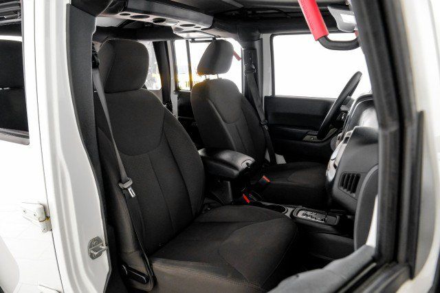 Used 2017 Jeep Wrangler Unlimited Sport AWD/4WD image 32