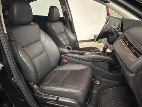 Used 2017 Honda HR-V EX-L image 44