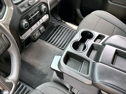 Used 2020 Chevrolet Silverado 1500 Custom w/ Infotainment Package RWD image 17
