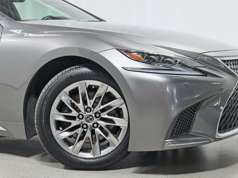 Used 2018 Lexus LS 500h AWD w/ Accessory Package (Z2) image 5