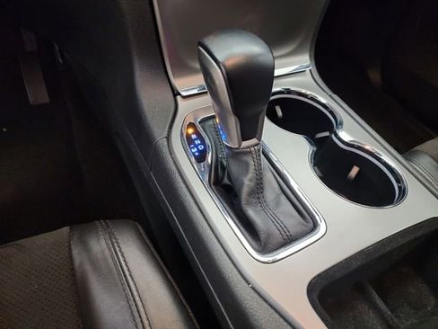 Used 2022 Jeep Grand Cherokee Laredo X image 23