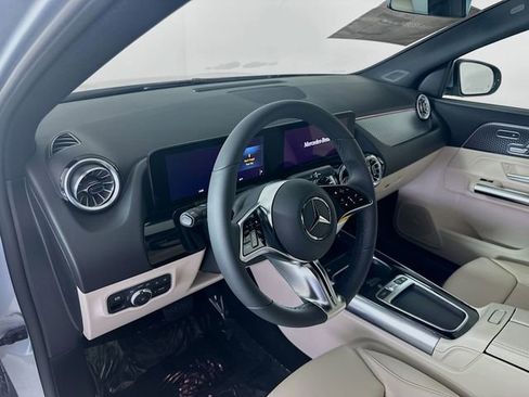 New 2026 Mercedes-Benz GLA 250 image 9