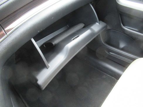 Used 2016 Honda CR-V Touring image 40