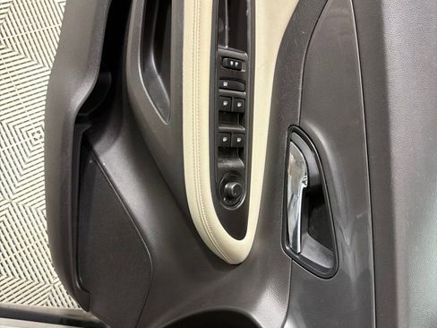 Used 2018 Buick Encore Preferred image 10