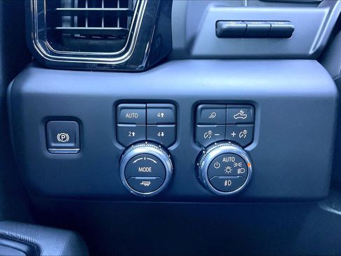 Used 2026 GMC Sierra 1500 AT4X AWD/4WD image 34