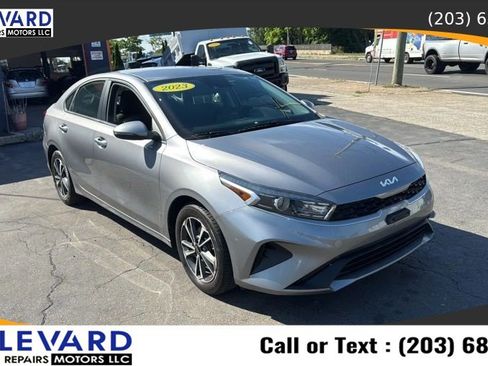 Used 2023 Kia Forte LXS w/ LXS Technology Package FWD image 1