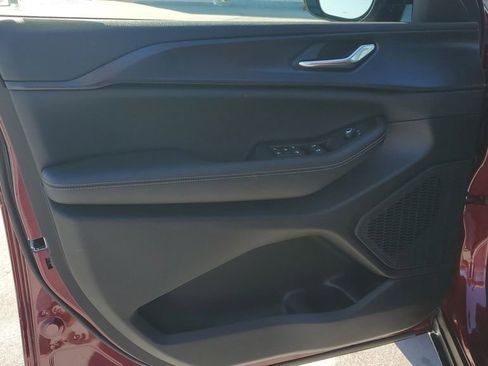 New 2025 Jeep Grand Cherokee L Altitude image 22