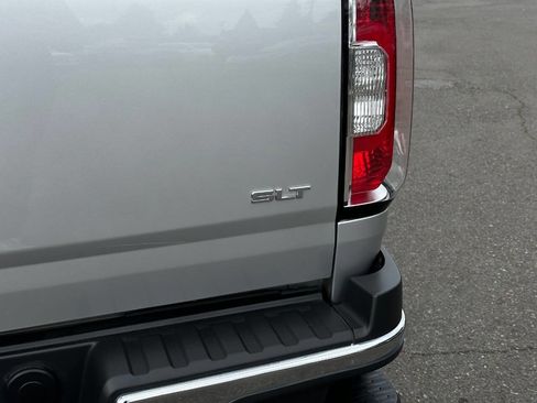 Used 2016 GMC Canyon SLT image 7