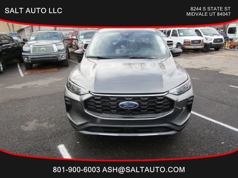 Used 2025 Ford Escape Active image 2