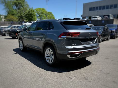 Used 2020 Volkswagen Atlas Cross Sport SE w/ Panoramic Sunroof Package AWD/4WD image 12