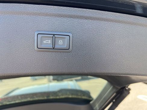 Used 2023 Audi Q5 2.0T Premium Plus w/ Premium Plus Package image 8