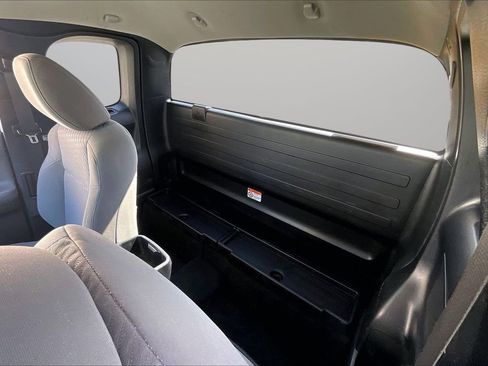 Used 2022 Toyota Tacoma SR RWD image 22