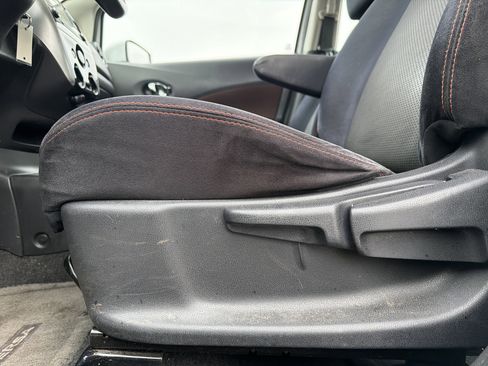 Used 2016 Nissan Versa Note SR image 24