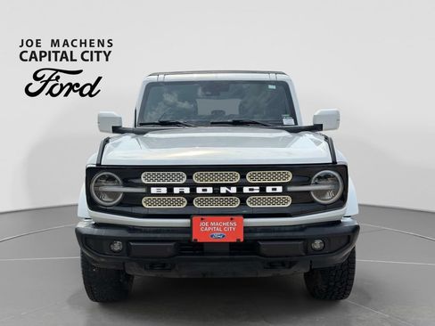 Used 2021 Ford Bronco Outer Banks AWD/4WD image 10
