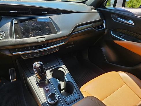 Used 2023 Cadillac XT4 Sport FWD image 21