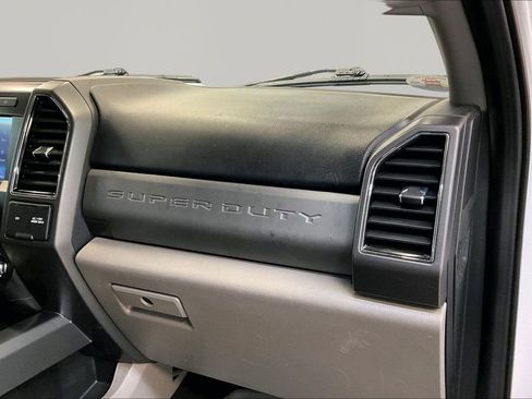 Used 2021 Ford F250 XLT w/ XLT Premium Package image 29