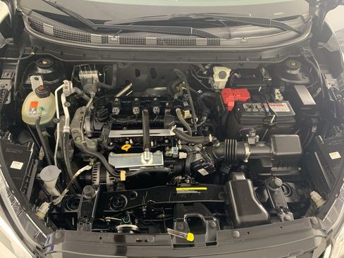Used 2021 Nissan Kicks S FWD image 11