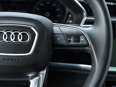Used 2025 Audi Q3 2.0T Premium Plus w/ Premium Plus Package AWD/4WD image 26