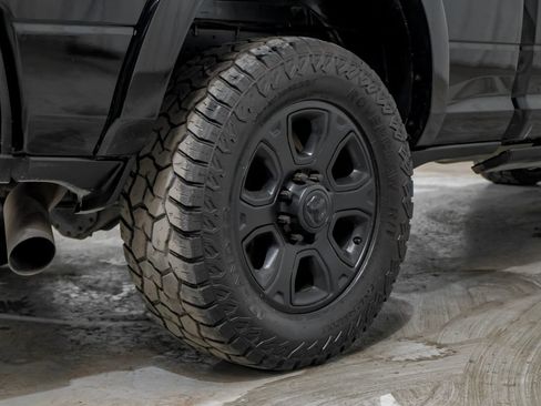 Used 2021 RAM 2500 Limited AWD/4WD image 61