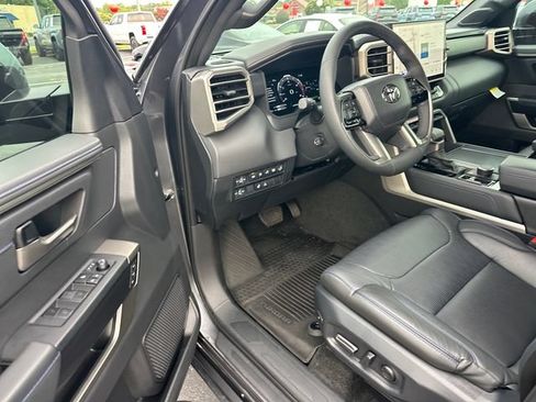 Used 2026 Toyota Tundra Platinum AWD/4WD image 12
