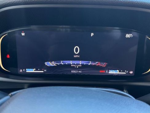 Certified 2024 Jeep Wagoneer L 4WD image 25