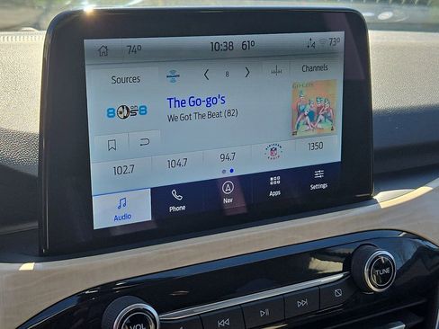 Used 2022 Ford Escape Titanium w/ Titanium Elite Package image 18