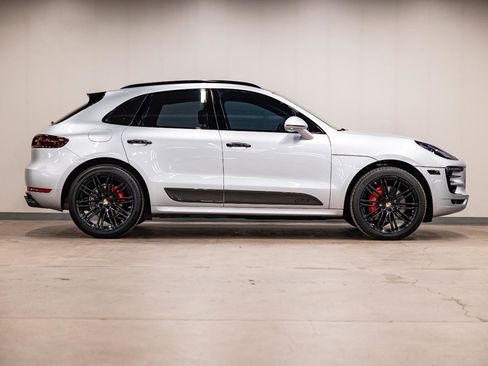 Used 2017 Porsche Macan GTS image 11