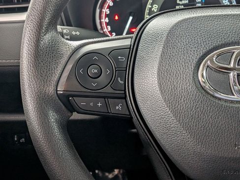 Certified 2025 Toyota RAV4 XLE FWD image 15
