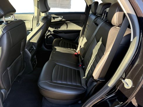 Certified 2021 Ford Edge SEL image 16