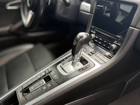 Used 2017 Porsche 718 Boxster image 21