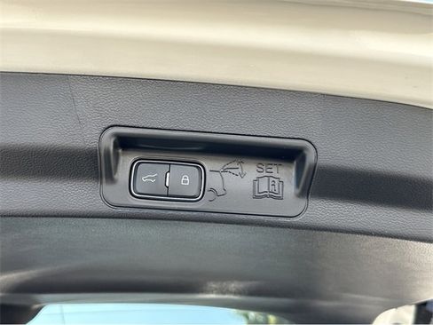 New 2025 Ford Explorer ST-Line w/ Premium Package image 21