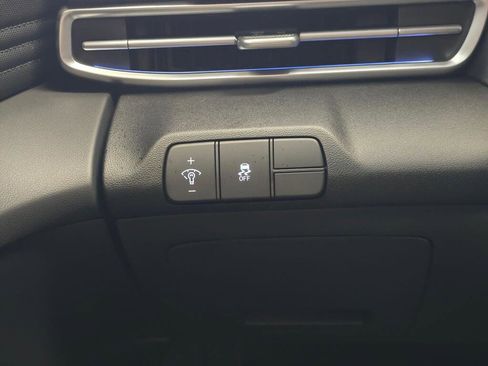 New 2026 Hyundai Elantra Limited image 26