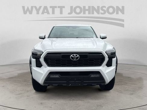 Used 2024 Toyota Tacoma TRD Off-Road AWD/4WD image 8