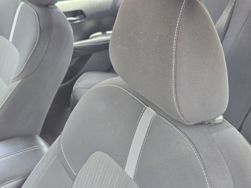 Used 2025 Nissan Sentra SV FWD image 20