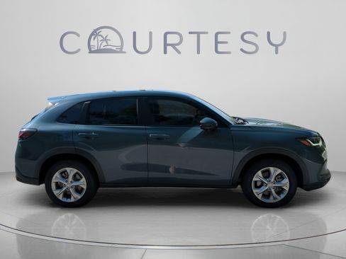 Certified 2024 Honda HR-V LX image 8