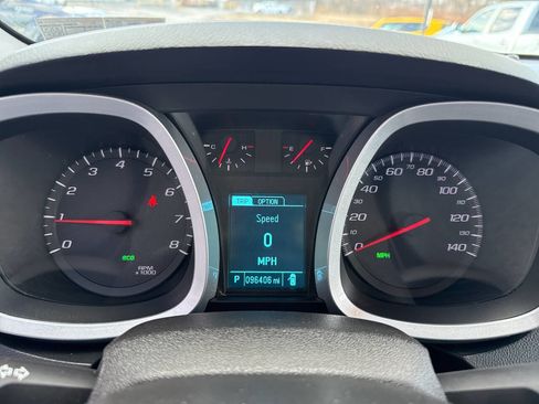 Used 2013 Chevrolet Equinox LS image 30