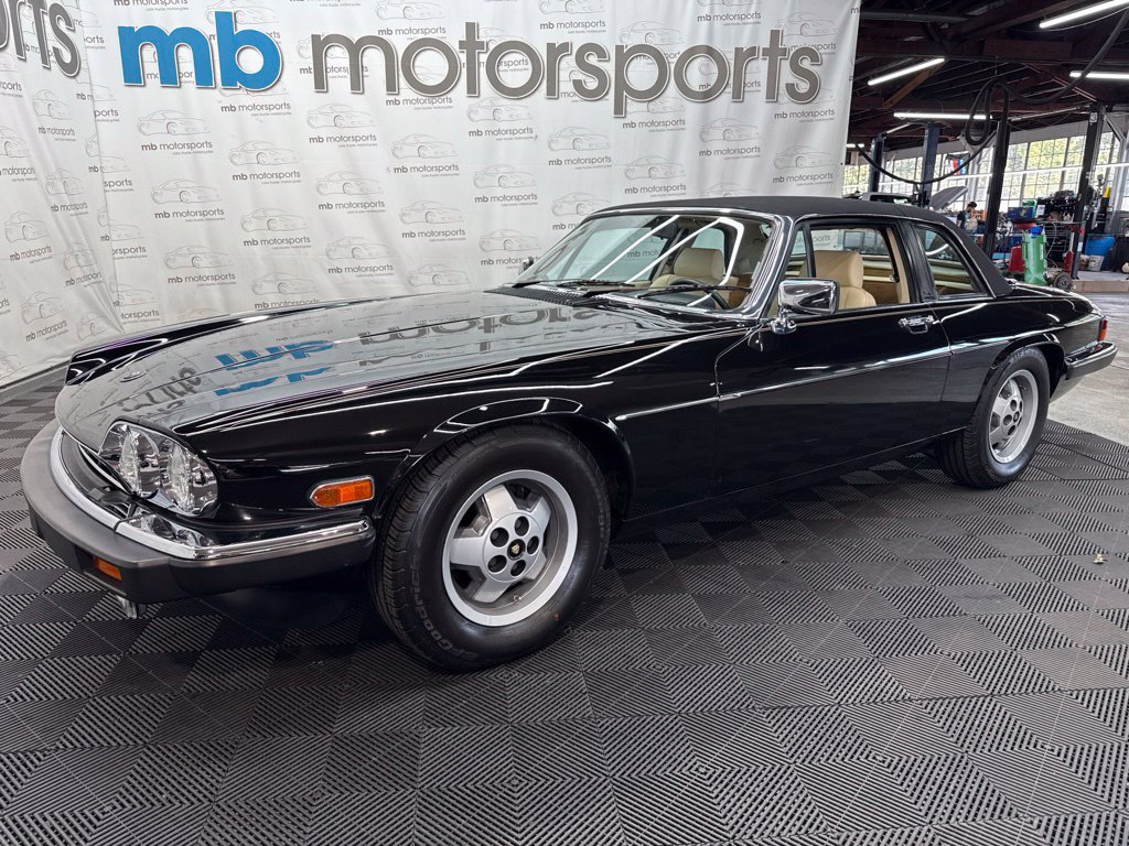 Used 1988 Jaguar XJS V12 Convertible RWD image 2