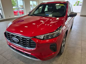 Used 2024 Ford Escape ST-Line w/ Tech Pack #1 AWD/4WD video 2