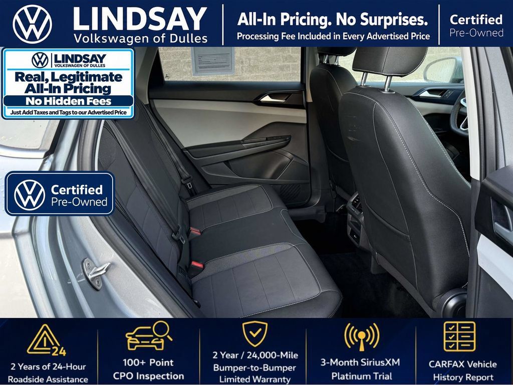 Used 2023 Volkswagen Taos SE w/ Panoramic Sunroof Package FWD image 14