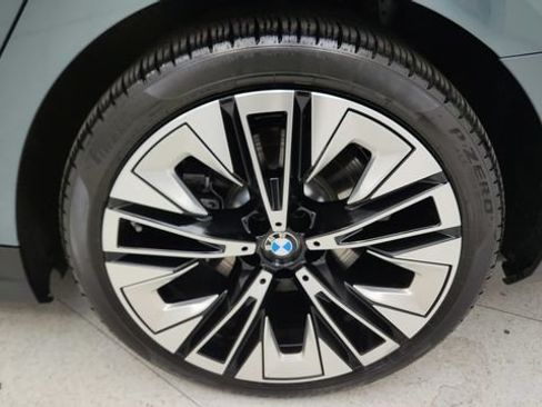 Used 2026 BMW i5 eDrive40 AWD/4WD image 92