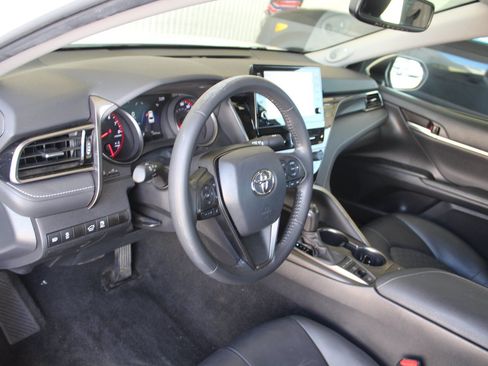 Used 2021 Toyota Camry XSE w/ Navigation Package FWD image 16