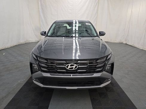 Used 2026 Hyundai Tucson SE AWD/4WD image 2