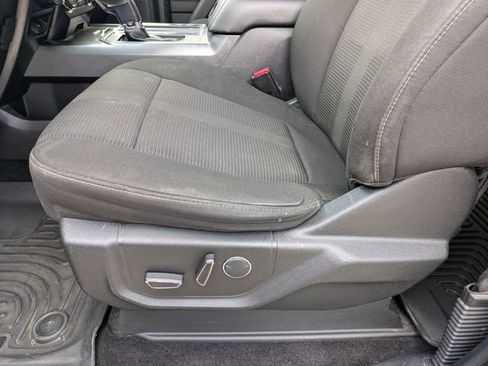 Used 2017 Ford F150 XLT w/ Equipment Group 302A Luxury AWD/4WD image 15
