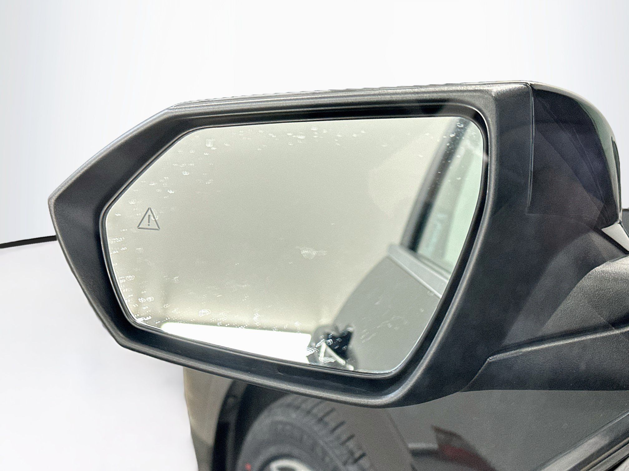 Used 2025 Hyundai Elantra Limited FWD image 16