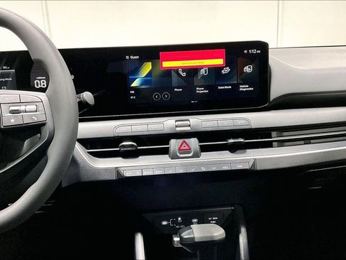 New 2025 Kia K4 LXS image 25