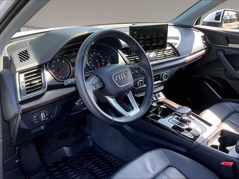 Certified 2023 Audi Q5 2.0T Premium w/ Convenience Package image 17