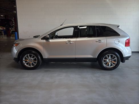 Used 2013 Ford Edge Limited w/ Class II Trailer Tow Pkg image 2