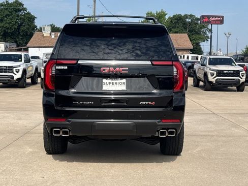 New 2026 GMC Yukon XL AT4 w/ AT4 Premium Plus Package AWD/4WD image 32